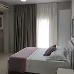 Alex Otel 3*
