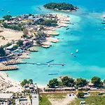 Alex Otel Ksamil