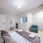 Alex Otel 3*