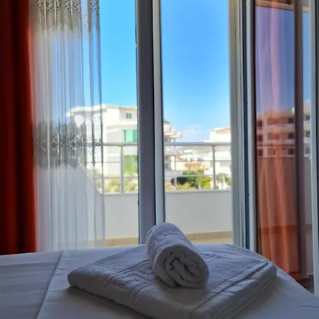 Summer Time Hotel 3*