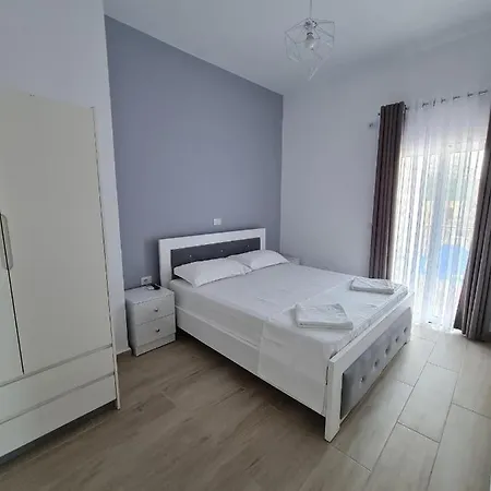 Summer Time Hotel Ksamil