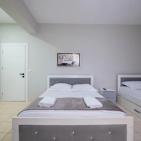 Otel Alex 3*