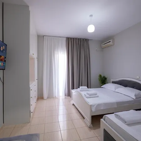 Hotel Alex