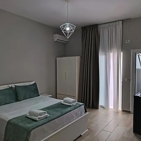 Alex Hotel 3*